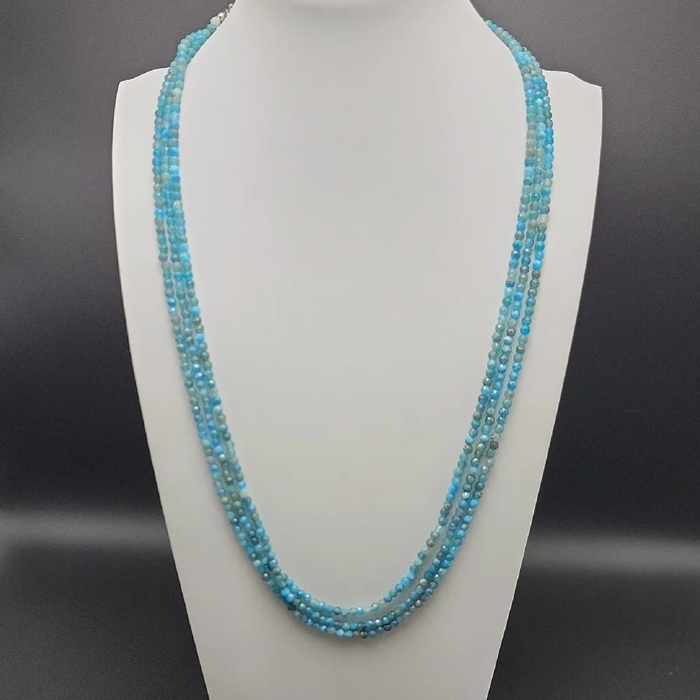 Beautiful 155 Cts genuine natural 3mm faceted blue Apatite chip beads rich shade